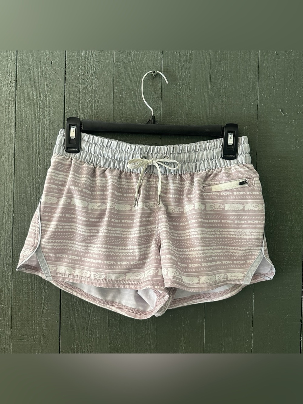 Vuori Women's Clementine Athletic Shorts